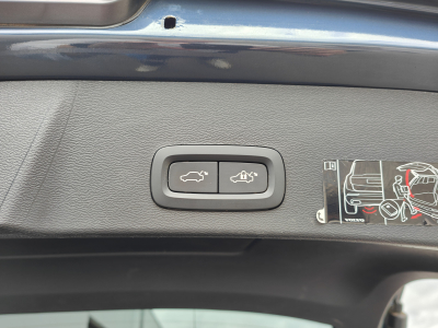 Volvo XC40 T4 RECHARGE PHEV CARPLAY GPS CAMERA SIEGES CHAUFF