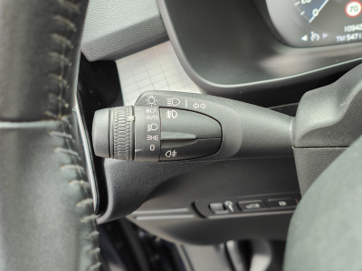 Volvo XC40 T4 RECHARGE PHEV CARPLAY GPS CAMERA SIEGES CHAUFF
