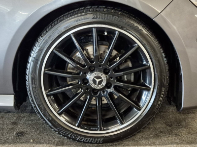 Mercedes-Benz CLA 200 Shooting Brake AMG LINE HARMAN KARDON CUIR NAVI