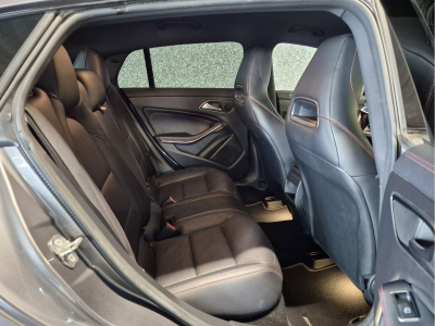 Mercedes-Benz CLA 200 Shooting Brake AMG LINE HARMAN KARDON CUIR NAVI