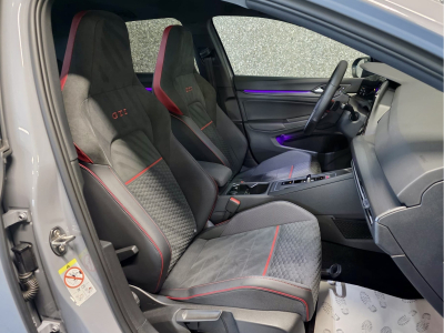 Volkswagen Golf GTI 2.0 TSI 300 CLUBSPORT ÉDITION 45 AKRAPOVIC DCC NURBURGRING PANO NAVI