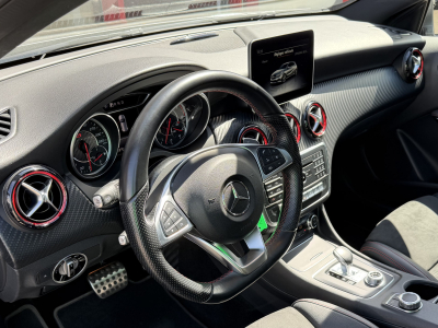 Mercedes-Benz A 45 AMG TURBO 4MATIC FACELIFT PANO CUIR NAVI
