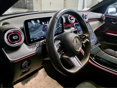 Mercedes-Benz C 180 AMG LINE PANO CUIR NAVI 1 HAND