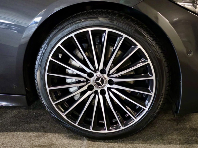 Mercedes-Benz C 180 AMG LINE PANO CUIR NAVI 1 HAND