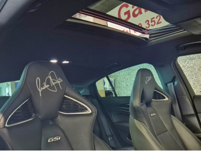 Opel Insignia 2.0 BITURBO D GSI 4X4 Schalensportsitze HEAD UP BOSE PANO CUIR NAVI