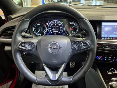 Opel Insignia 2.0 BITURBO D GSI 4X4 Schalensportsitze HEAD UP BOSE PANO CUIR NAVI