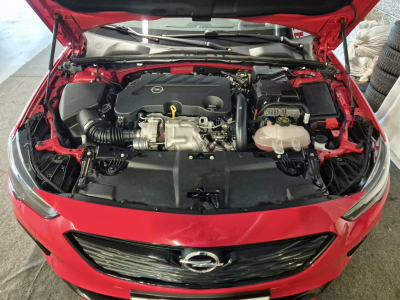 Opel Insignia 2.0 BITURBO D GSI 4X4 Schalensportsitze HEAD UP BOSE PANO CUIR NAVI