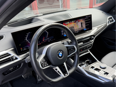 BMW 330 i XDRIVE TOURING M SPORT PAKET NEW MODEL CARBON PANO CUIR NAVI 1 HAND