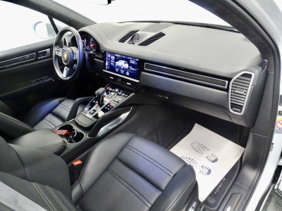 Porsche Cayenne 4.0 TURBO PSCB SPORT DESIGN CARBON APPROVED Hinterradlenkung Roues Directionnels arrière