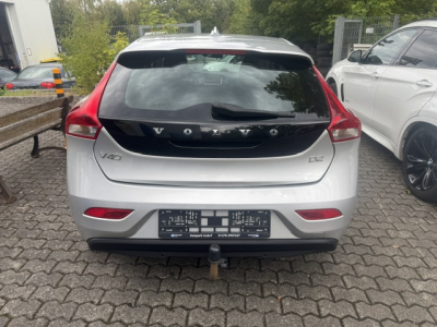 Volvo V40 VOLVO V40 OCEAN RACE 2.0 D LEDER LED NAVI AHK