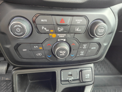 Jeep Renegade 1.0 T3 LIMITED CARPLAY GPS CAMERA INTERIEUR CUIR