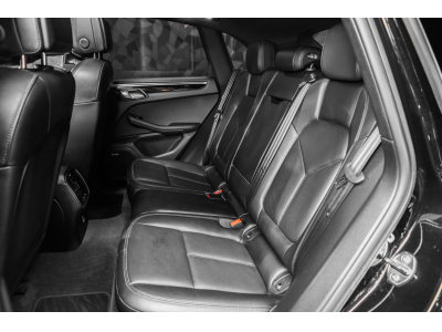 Porsche Macan III S