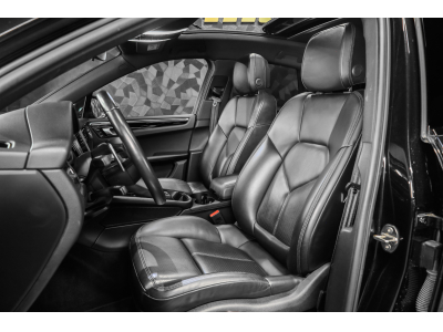 Porsche Macan III S