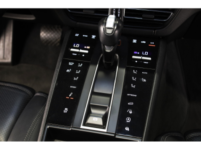 Porsche Macan III S