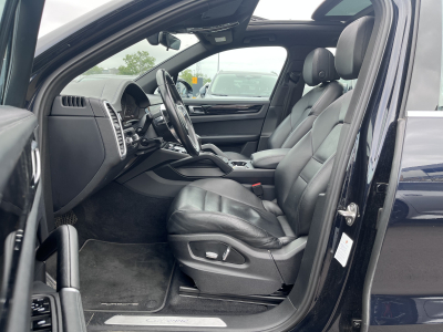 Porsche Cayenne 3.0 V6/PANORAMA/KAMERA/21/1ST H/VOLL SERVICE PORSCHE