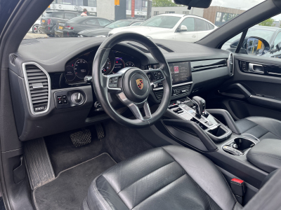Porsche Cayenne 3.0 V6/PANORAMA/KAMERA/21/1ST H/VOLL SERVICE PORSCHE