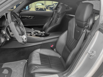 Mercedes-Benz AMG GT S AMG RIDE CONTROL° AMG 19° BURMESTER°