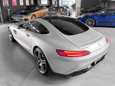 Mercedes-Benz AMG GT S AMG RIDE CONTROL° AMG 19° BURMESTER°
