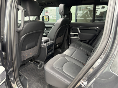 Land-Rover Defender Defender 110 Hybrid X-Dynamic SE/CARPATHIAN