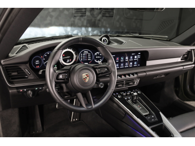 Porsche 992 .1 Carrera 4S Coupé PDK