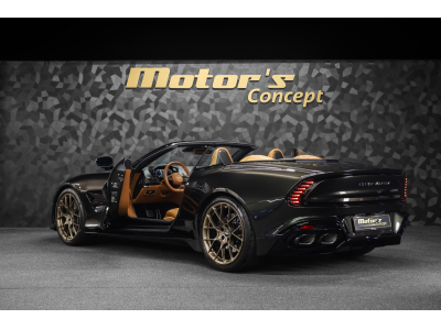Aston Martin Vanquish Volante V12 Twin Turbo - Minotaur Green