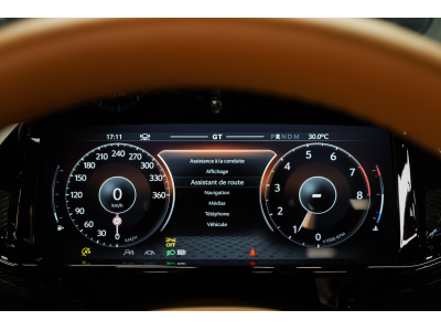Aston Martin Vanquish Volante V12 Twin Turbo - Minotaur Green