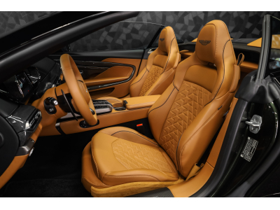 Aston Martin Vanquish Volante V12 Twin Turbo - Minotaur Green