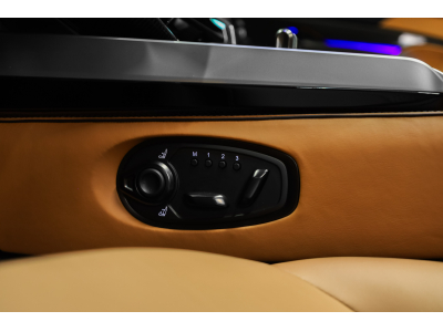 Aston Martin Vanquish Volante V12 Twin Turbo - Minotaur Green