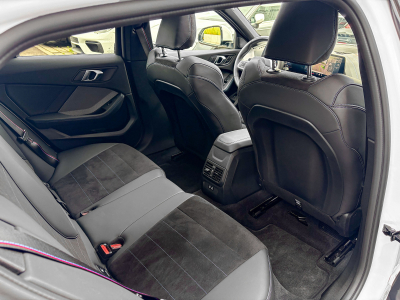 BMW 120 120 i Limousine 120 M Sport/Mild Hybride