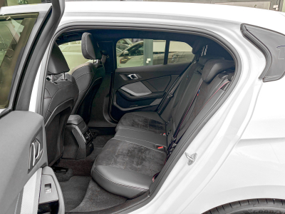 BMW 120 120 i Limousine 120 M Sport/Mild Hybride