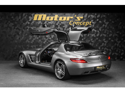 Mercedes-Benz SLS AMG Coupé 6.3 V8 - FULL CARBONE