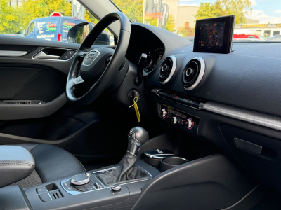 Audi A3 Sportback ambiente/DSG/1.HAND/