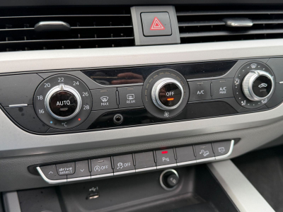 Audi A4 Allroad quattro 45 TFSI 180 KW / Pano /