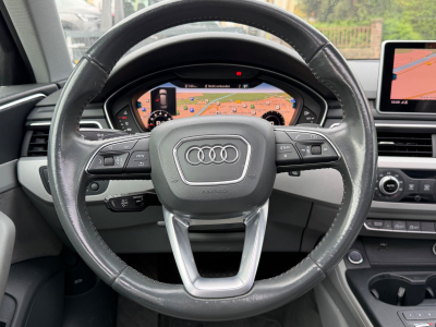 Audi A4 Allroad quattro 45 TFSI 180 KW / Pano /