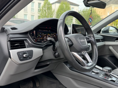 Audi A4 Allroad quattro 45 TFSI 180 KW / Pano /
