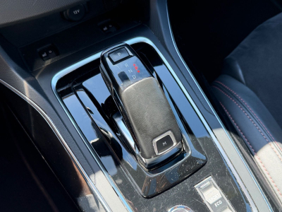 Peugeot 308 GT 165PS/Panoramdach/Navi/Automatik/1.Hand/