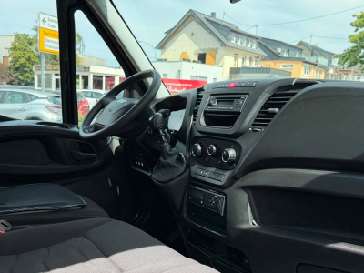 Iveco  Daily 50 C  3.0liter /170 PS / 5.2 M Ladefläche/