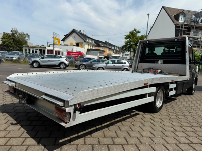 Iveco  Daily 50 C  3.0liter /170 PS / 5.2 M Ladefläche/