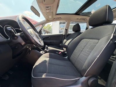Kia Venga Vision