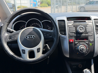 Kia Venga Vision