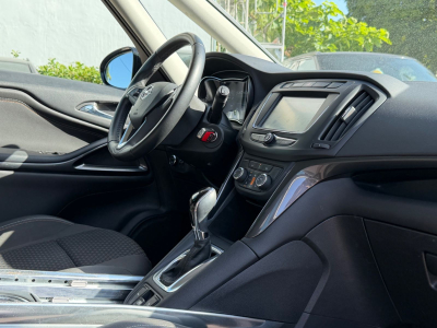 Opel Zafira C Business Innovation/7xsitzer/Kamera