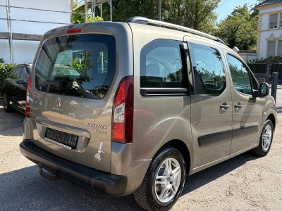 Peugeot Partner Tepee HDI/2xSchiebetüren/Klima/AHK