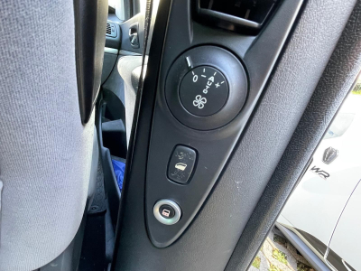 Peugeot 807 2.0 HDI Tendance/el.Turen/7xSitzer/1.Hand/