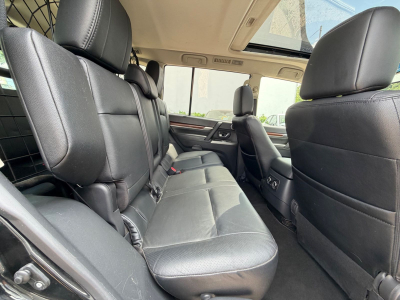 Mitsubishi Pajero Sport Pajero 3.2 DI-D Instyle/7xSitzer/Leder/Pano/