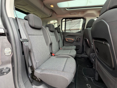 Peugeot Rifter BlueHDi 130 GT L1 5-Sitzer7AUTOMATIK/PANO