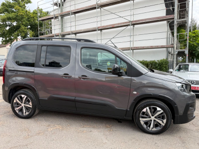 Peugeot Rifter BlueHDi 130 GT L1 5-Sitzer7AUTOMATIK/PANO