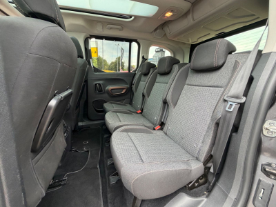 Peugeot Rifter BlueHDi 130 GT L1 5-Sitzer7AUTOMATIK/PANO