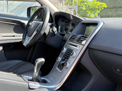Volvo XC60 XC 60 XC60 Summum 2WD