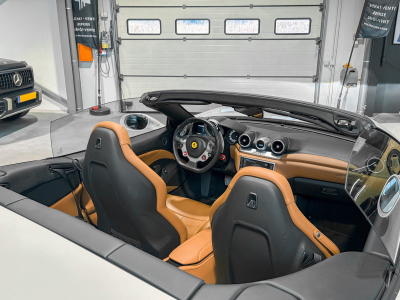 Ferrari California California T / 3.9 V8 / 4-Sitzer /
