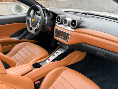 Ferrari California California T / 3.9 V8 / 4-Sitzer /